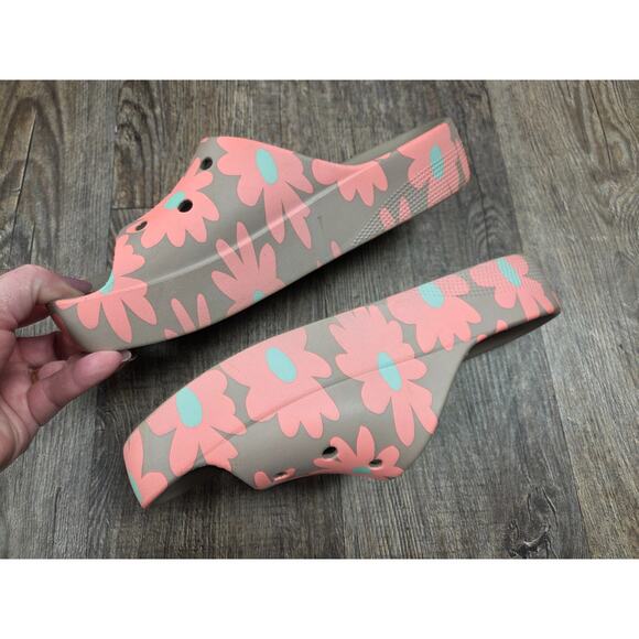 Crocs Platform Retro Resort Slide In Mushroom/multi Sandals Brown Pink Size 8 - Picture 5 of 10